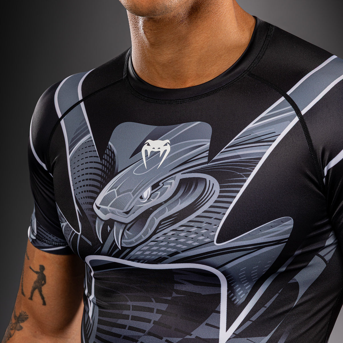 Rashguard manches courtes Venum Crimson Viper 2.0 - Noir/Gris - product-type_T-Shirts de Compression