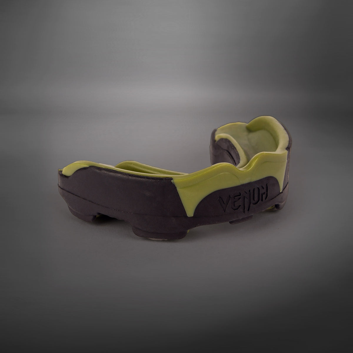Protège-dents Venum Predator – Noir/Kaki - product-type_Protège-dents