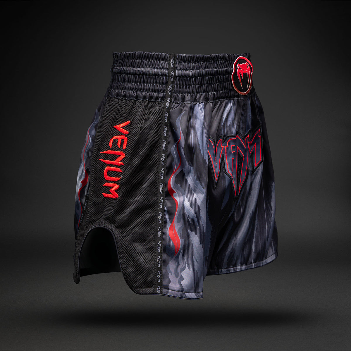 Short de Muay Thaï Venum Demon - Noir/Gris - product-type_Shorts de Muay Thai