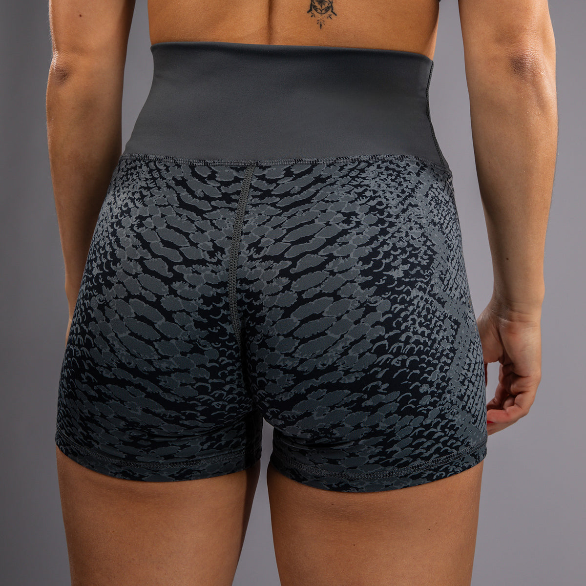 Shorts de compression pour Femmes Venum Amazonia - Gris foncé - product-type_Shorts de compression