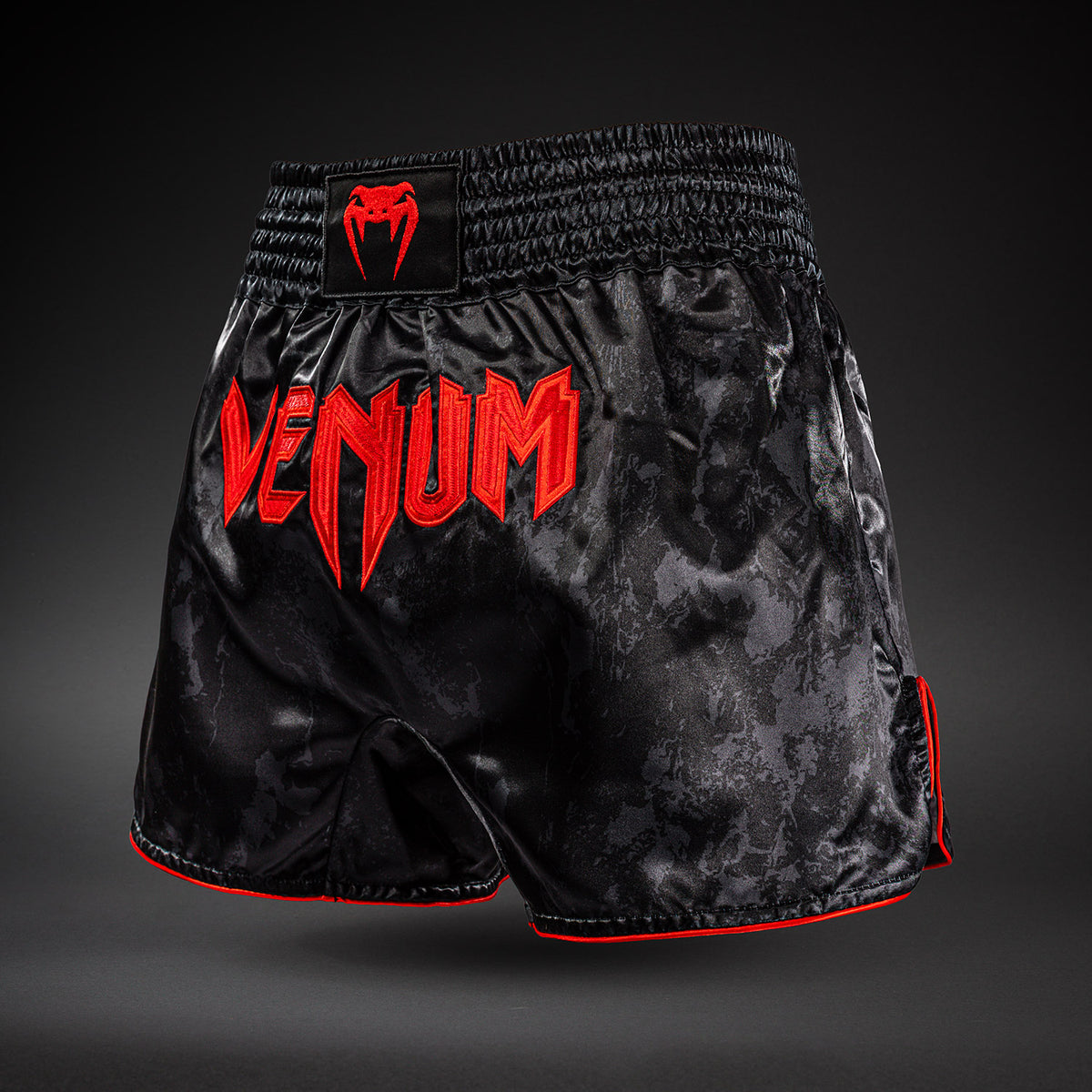 Short de Muay Thaï Venum x Batman - Noir/Rouge - product-type_Shorts de Muay Thai